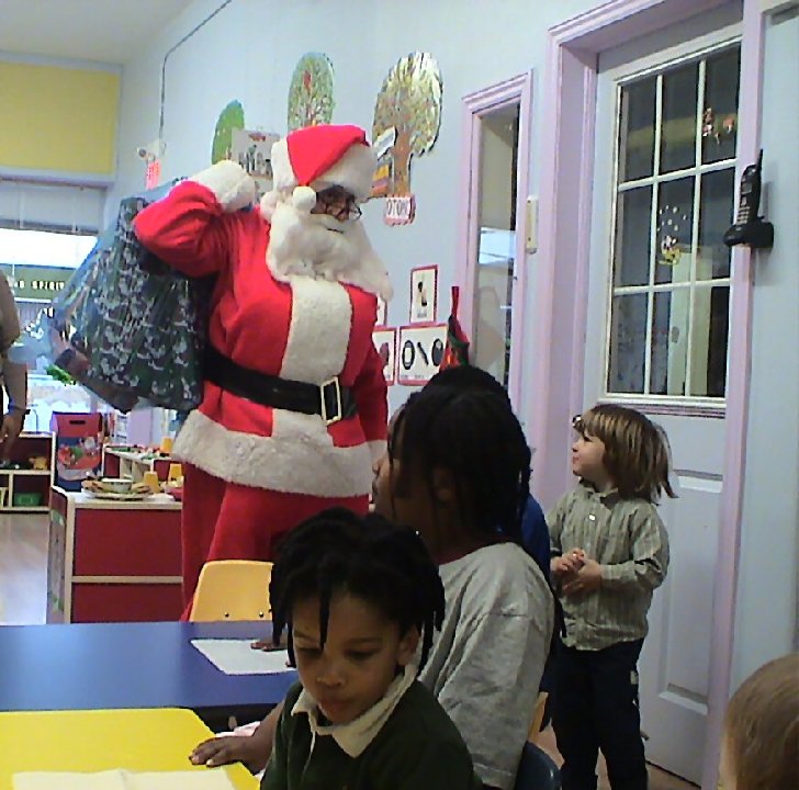 2005-12-16 - CHRISTMAS PARTY AT LILY'S HOUSE 003